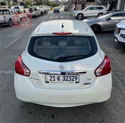 Nissan Tiida